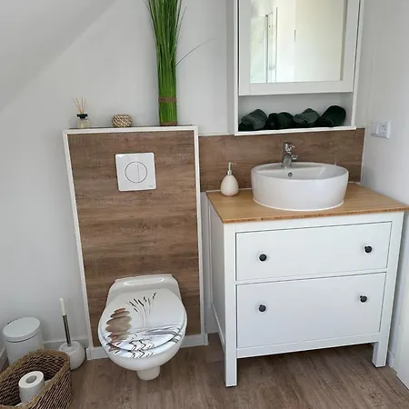 Huus An't Koornfeld Dachgeschoss アパート